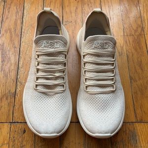 APL Women’s Techloom Breeze in Parchment/Ivory/Ombré - size 8.5
